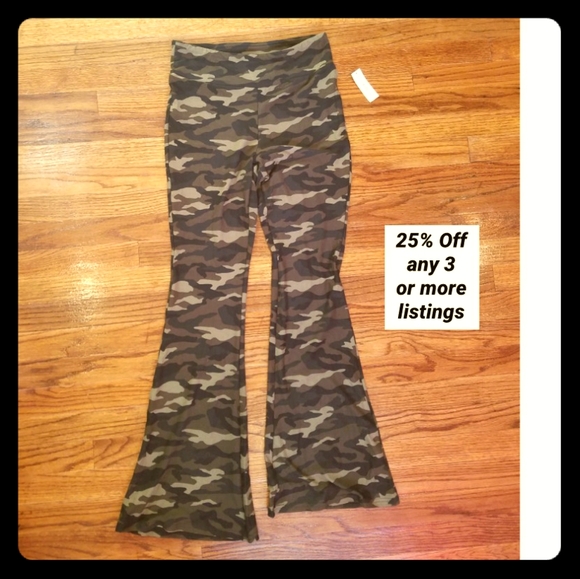 no boundaries bell bottom leggings